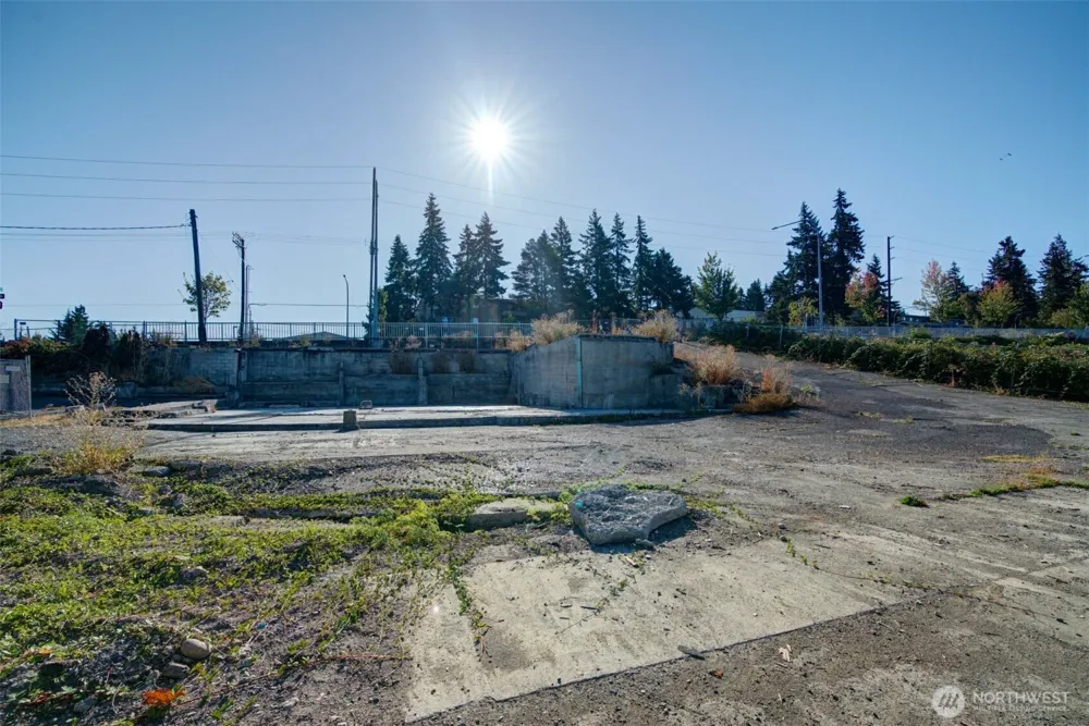 27905 pacific Highway S Federal Way, WA 98003
