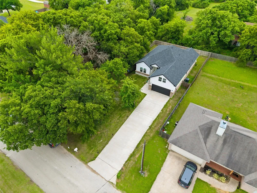 203 Pioneer Drive Keene, TX 76059