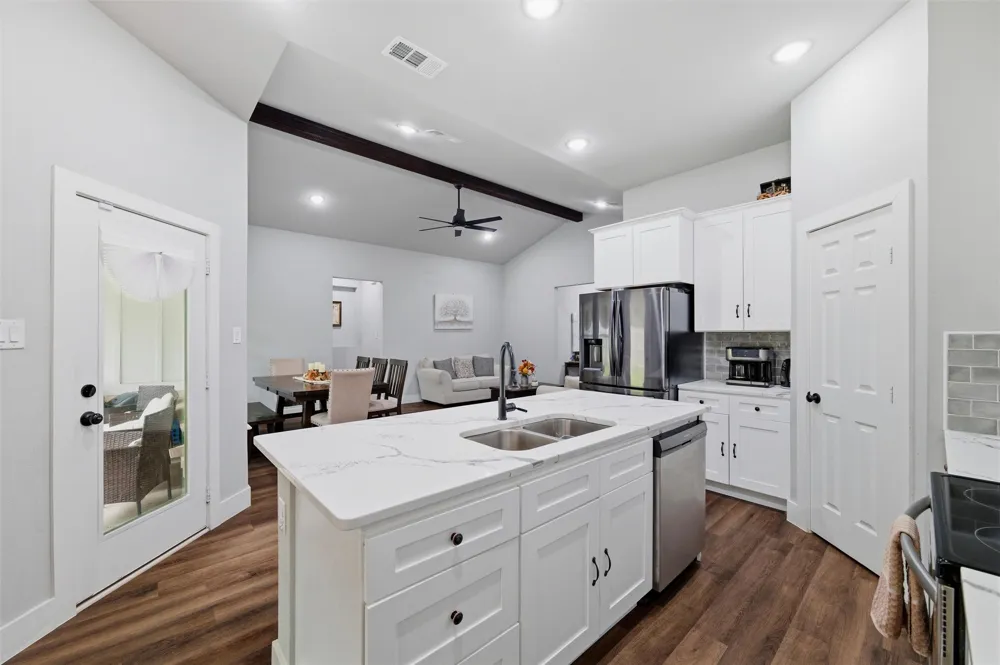 203 Pioneer Drive Keene, TX 76059