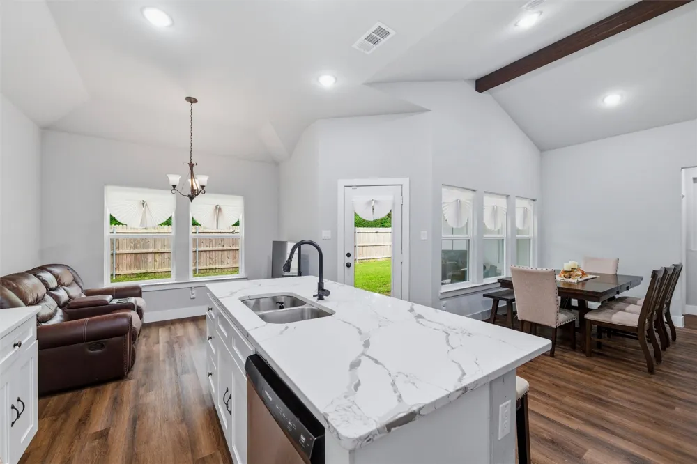 203 Pioneer Drive Keene, TX 76059