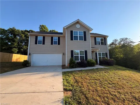 948 Brentwood Park Lane