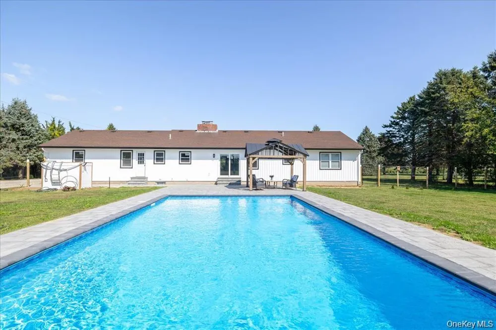 3715 Hortons Lane Southold, NY 11971