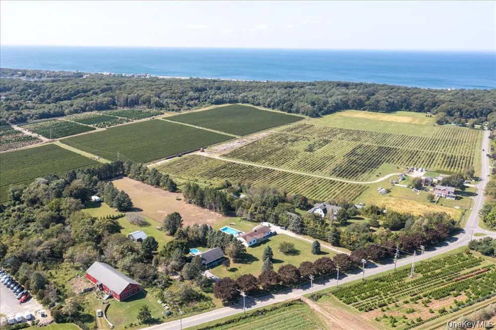 3715 Hortons Lane Southold, NY 11971