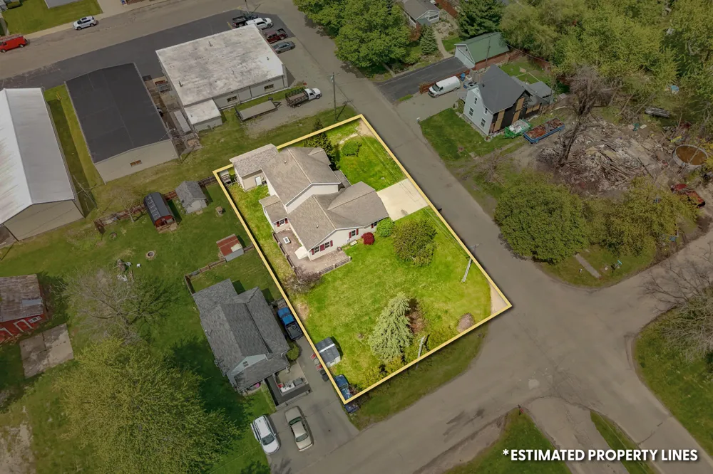 9049 Hamilton Street Pittsford, MI 49271