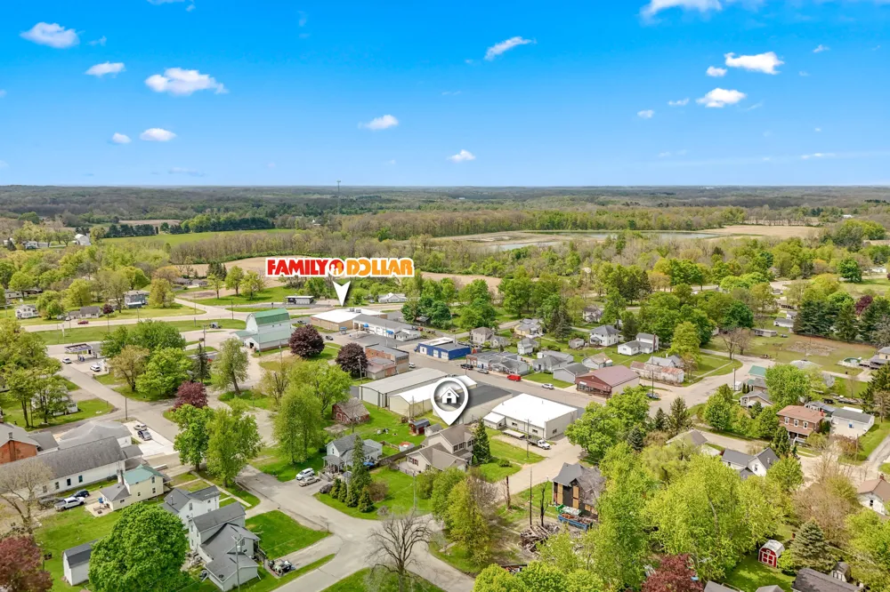 9049 Hamilton Street Pittsford, MI 49271