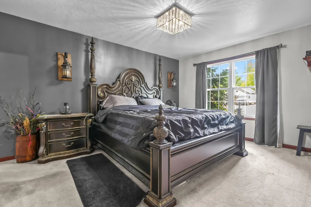 9049 Hamilton Street Pittsford, MI 49271