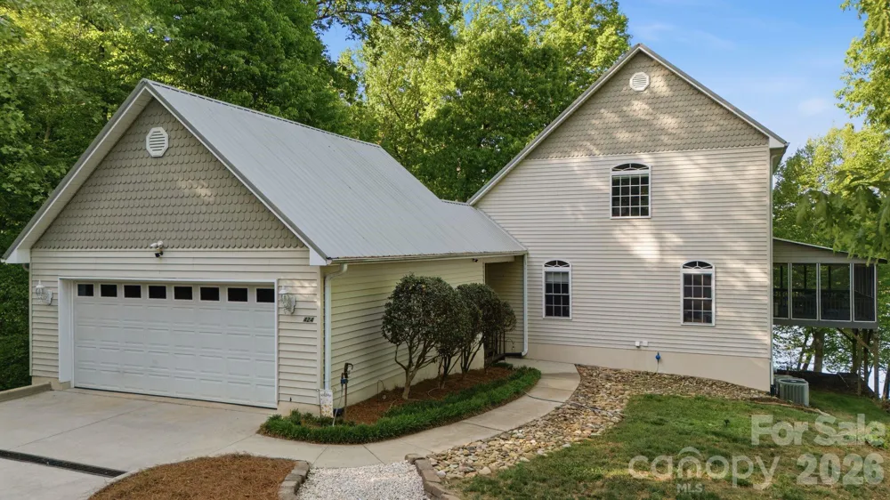 424 Mountain Harbor Drive Lexington, NC 27292