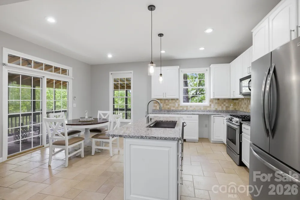 424 Mountain Harbor Drive Lexington, NC 27292