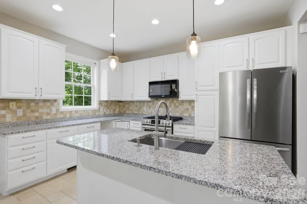 424 Mountain Harbor Drive Lexington, NC 27292