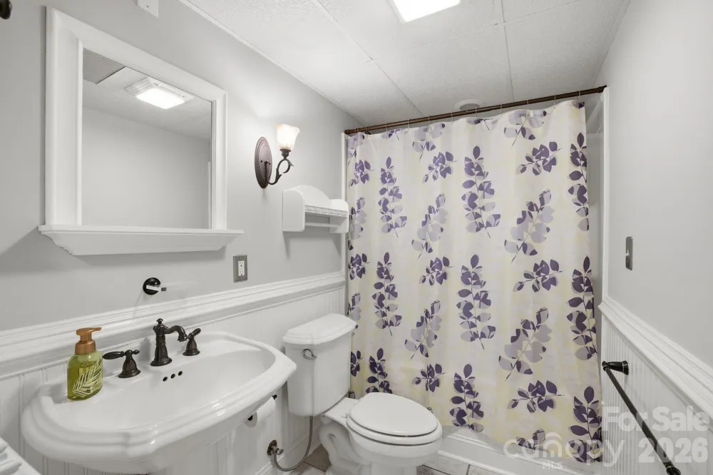 424 Mountain Harbor Drive Lexington, NC 27292