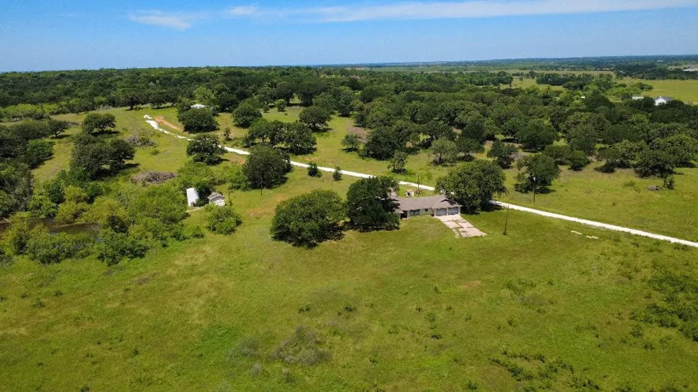 2041 FM933 Aquilla, TX 76622