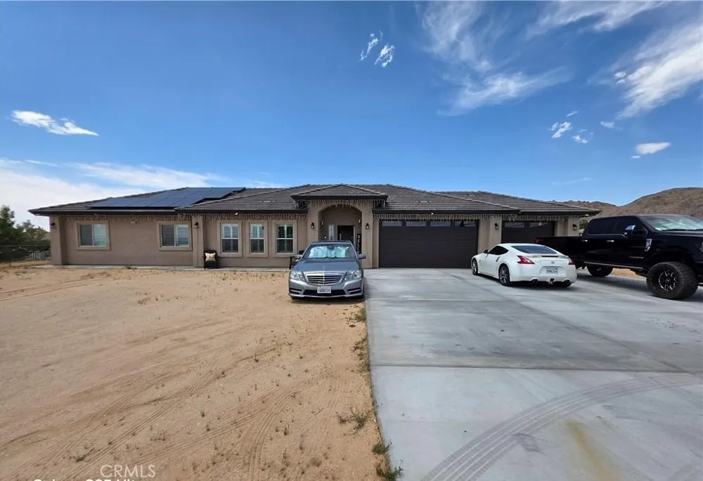 24236 CAHUILLA ROAD Apple Valley, CA 92307