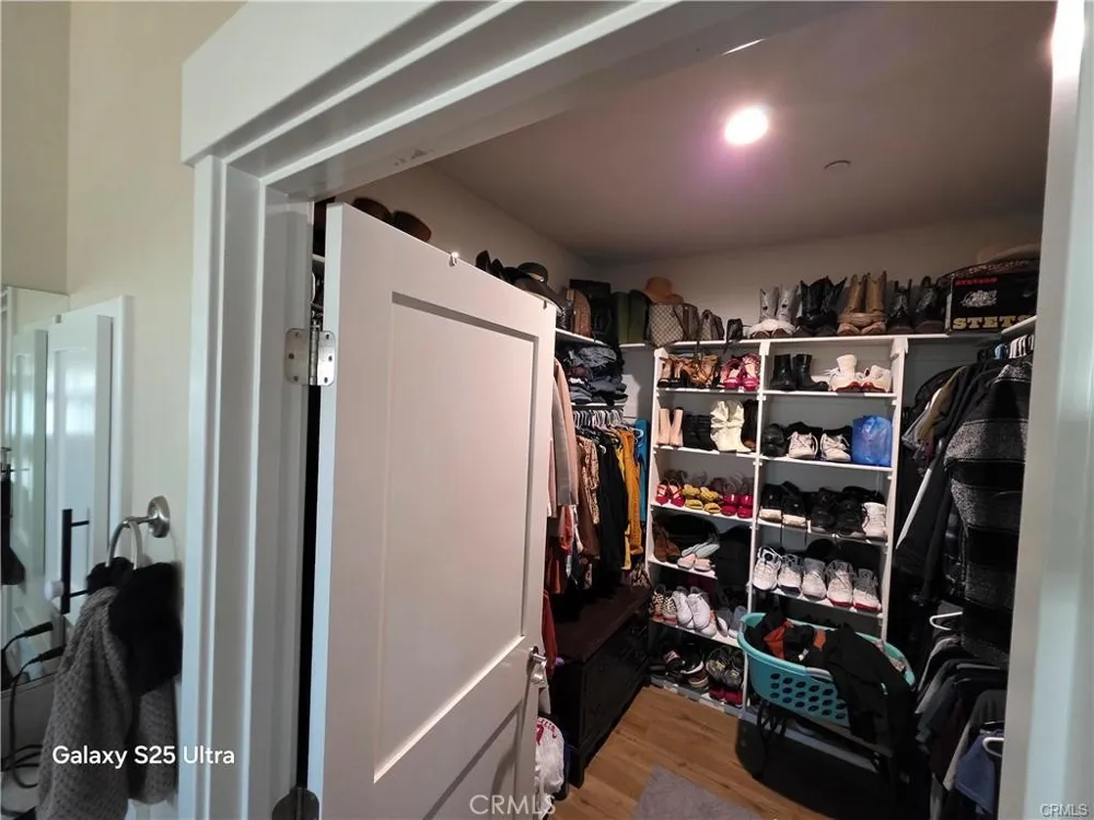 24236 CAHUILLA ROAD Apple Valley, CA 92307