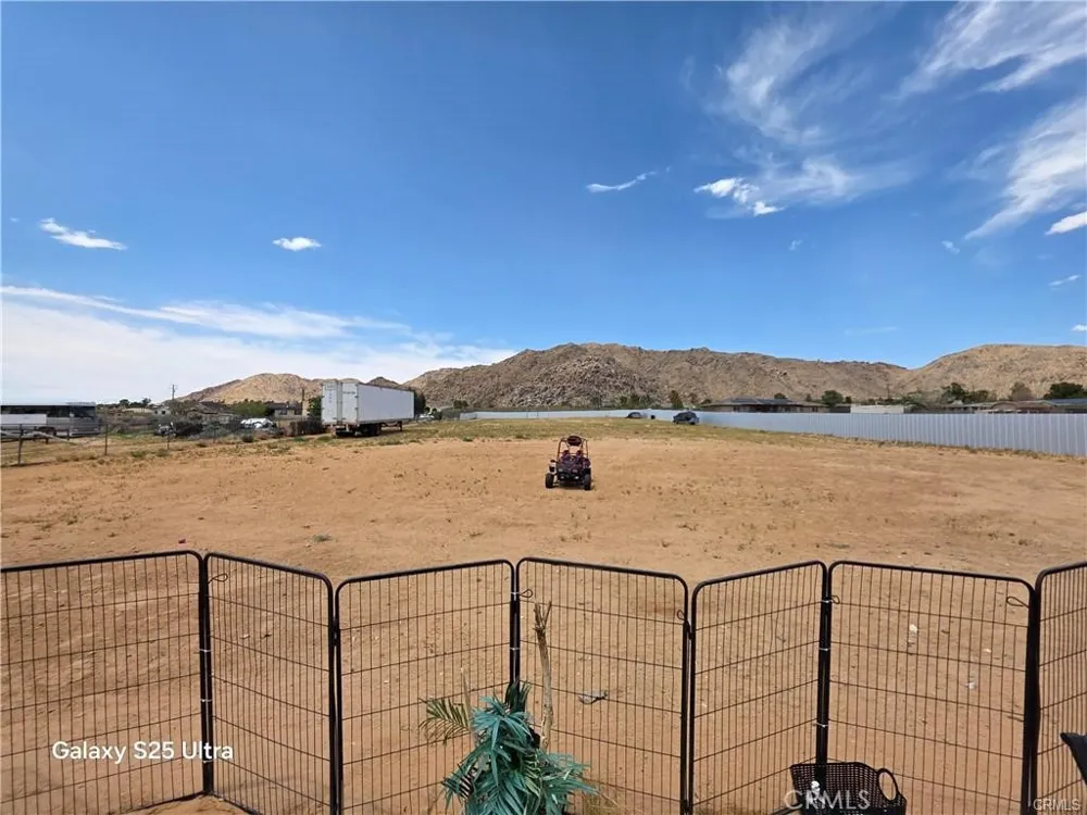 24236 CAHUILLA ROAD Apple Valley, CA 92307