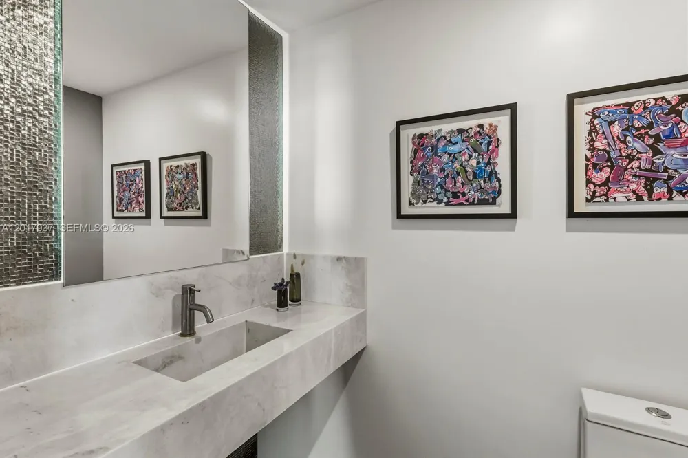 888 Brickell Key Dr #1207 Miami, FL 33131