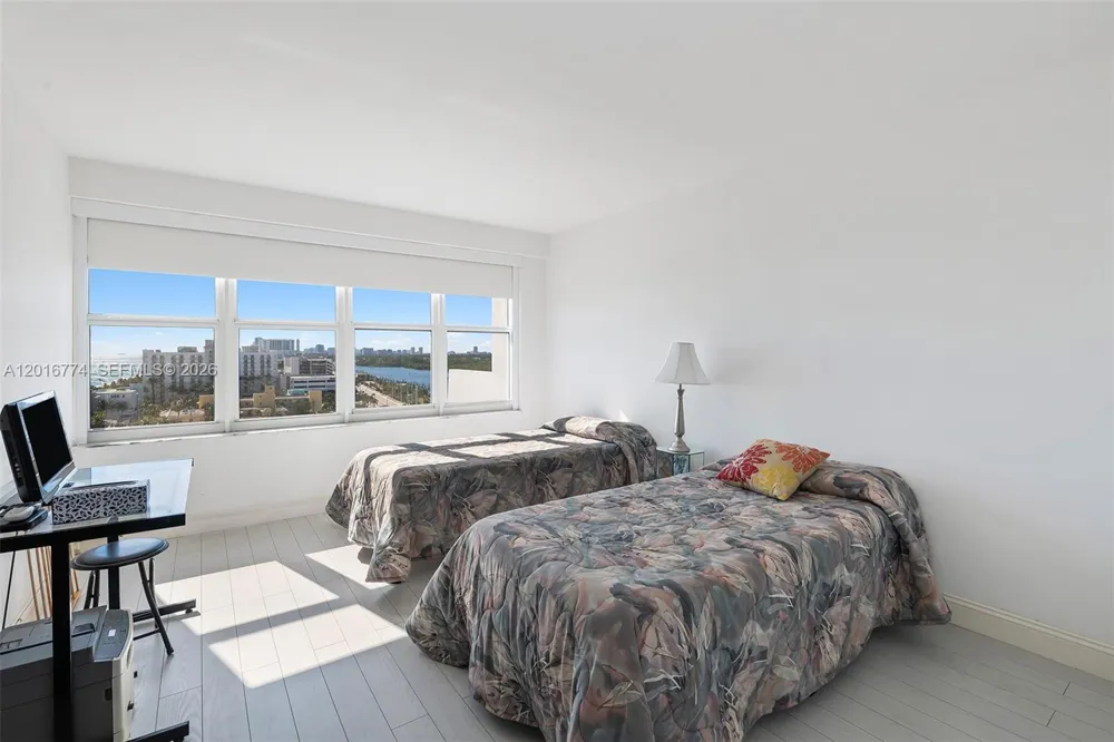 3111 Ocean Dr #1110 Hollywood, FL 33019