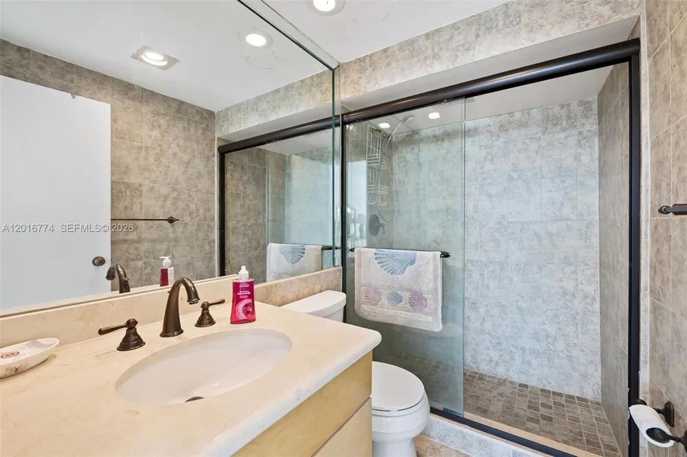 3111 Ocean Dr #1110 Hollywood, FL 33019