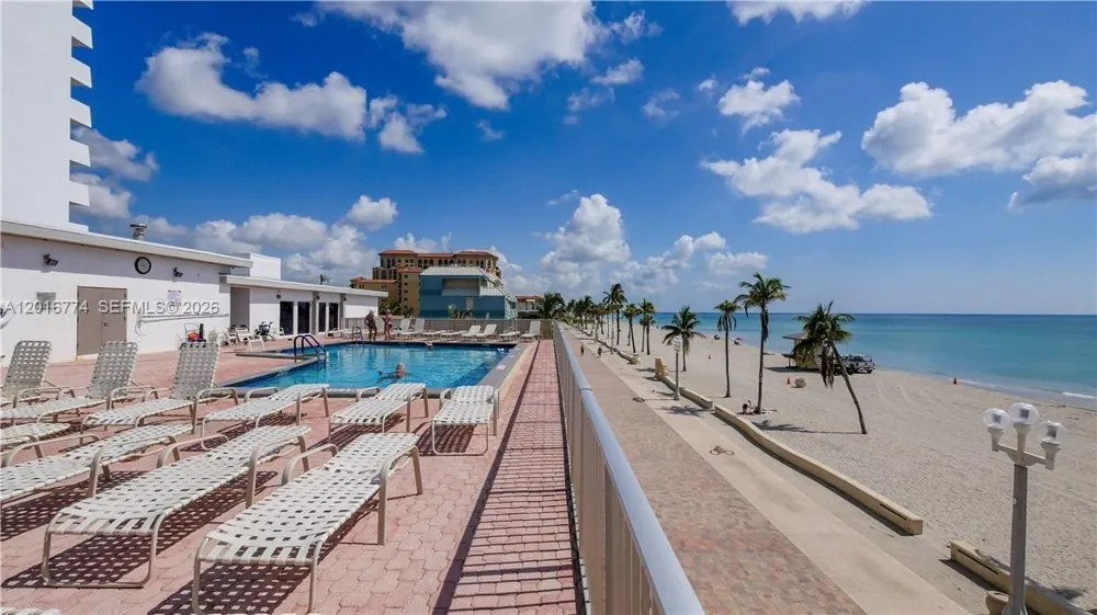 3111 Ocean Dr #1110 Hollywood, FL 33019