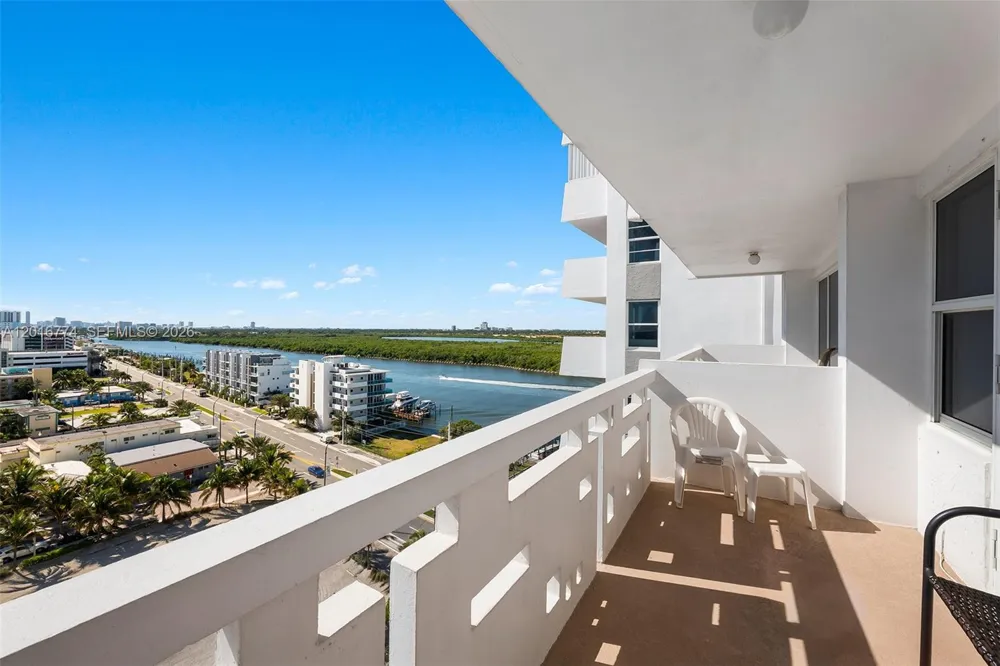 3111 Ocean Dr #1110 Hollywood, FL 33019