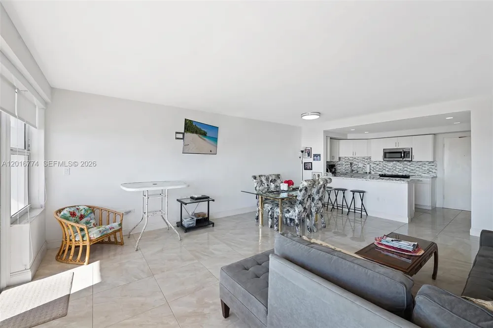3111 Ocean Dr #1110 Hollywood, FL 33019
