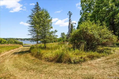2770 Bogie Lake Road