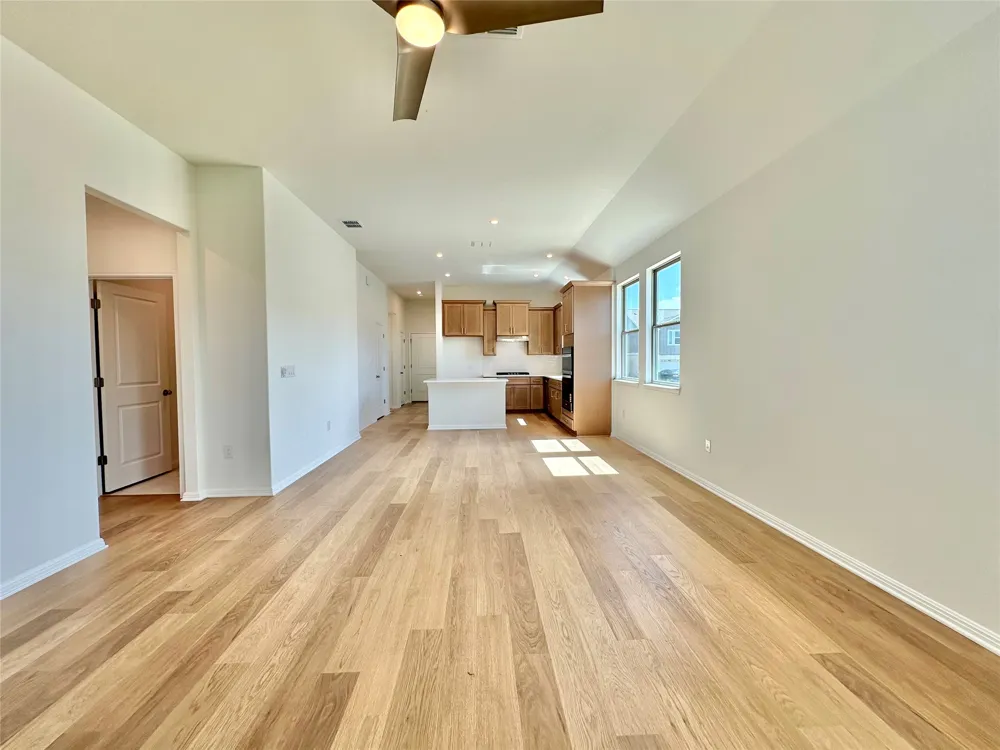 6151 Marsh Lane Buda, TX 78610