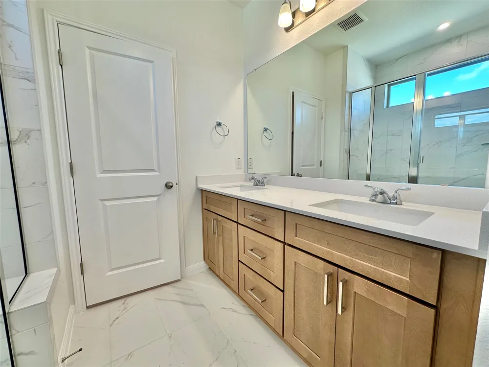 6151 Marsh Lane Buda, TX 78610