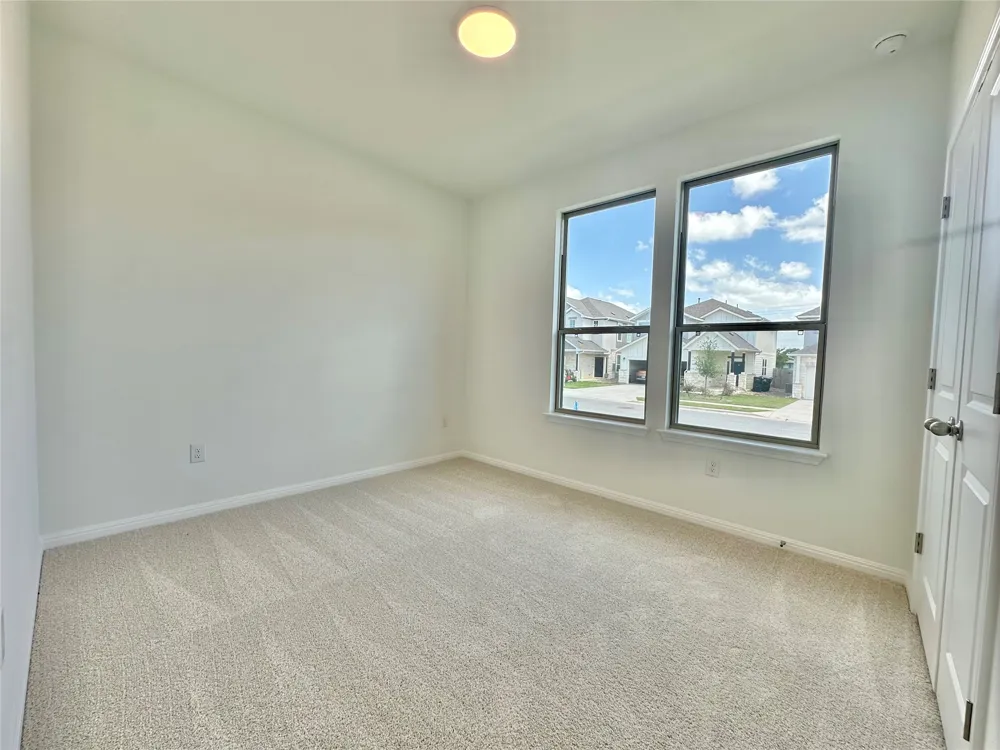 6151 Marsh Lane Buda, TX 78610