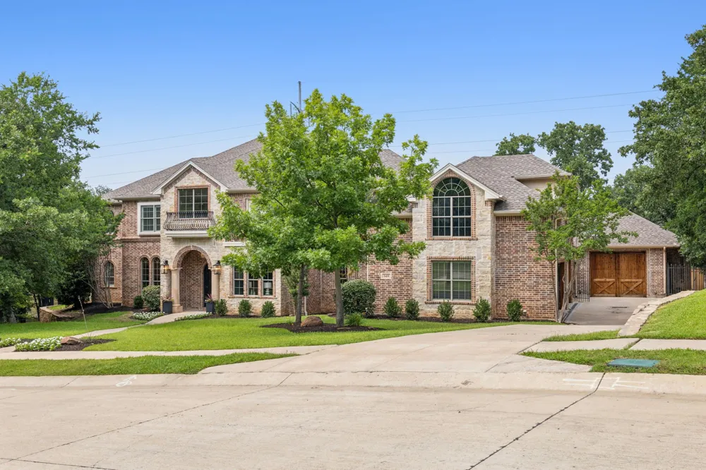 549 Round Hollow Lane Southlake, TX 76092
