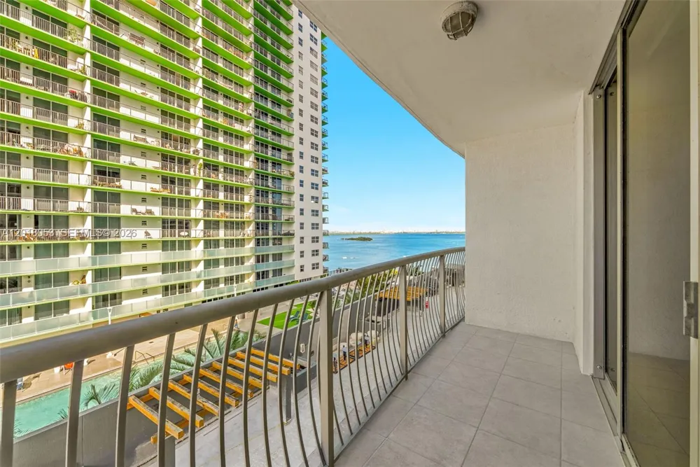 1750 Bayshore Dr #1407 Miami, FL 33132