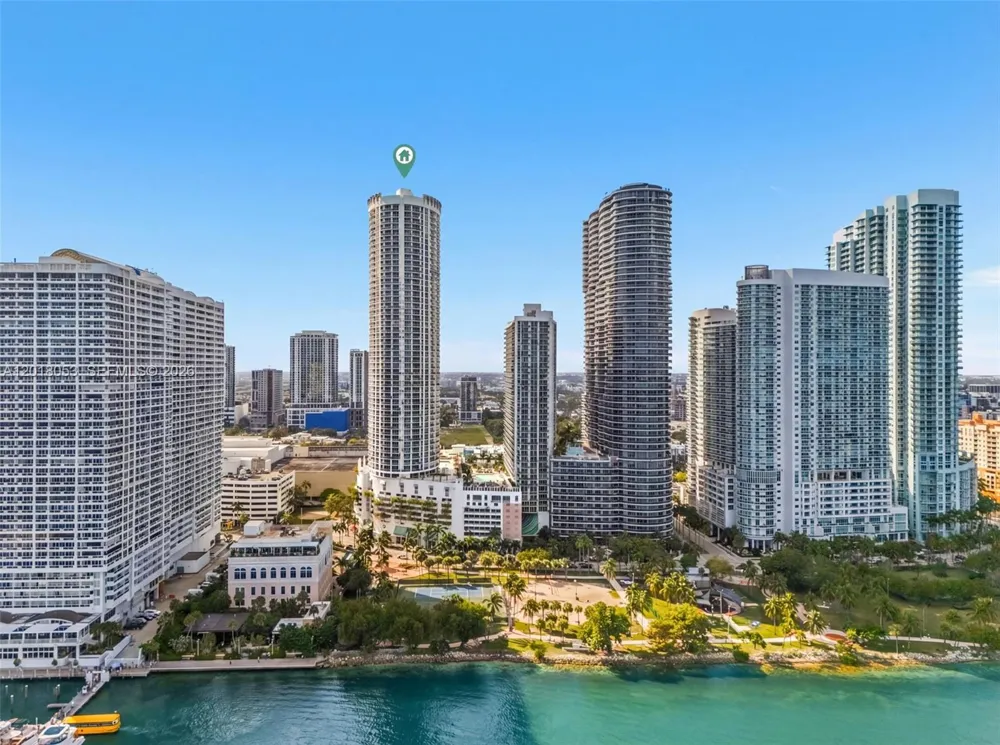 1750 Bayshore Dr #1407 Miami, FL 33132