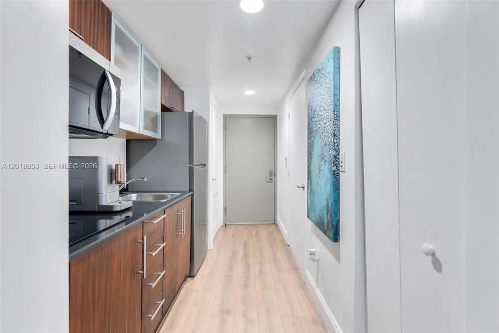 1750 Bayshore Dr #1407 Miami, FL 33132
