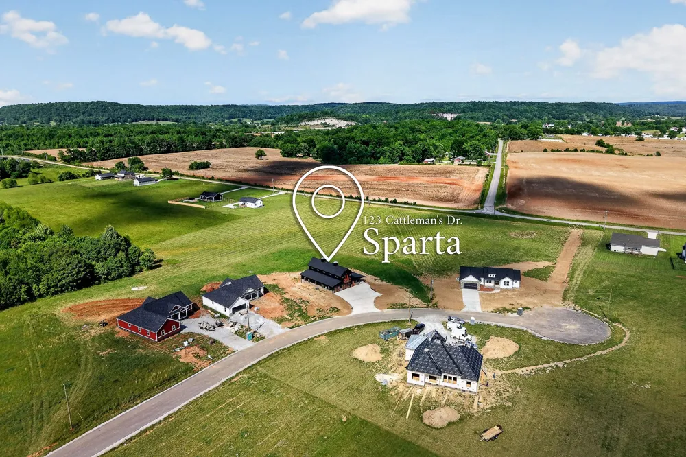 123 Cattlemans Dr Sparta, TN 38583