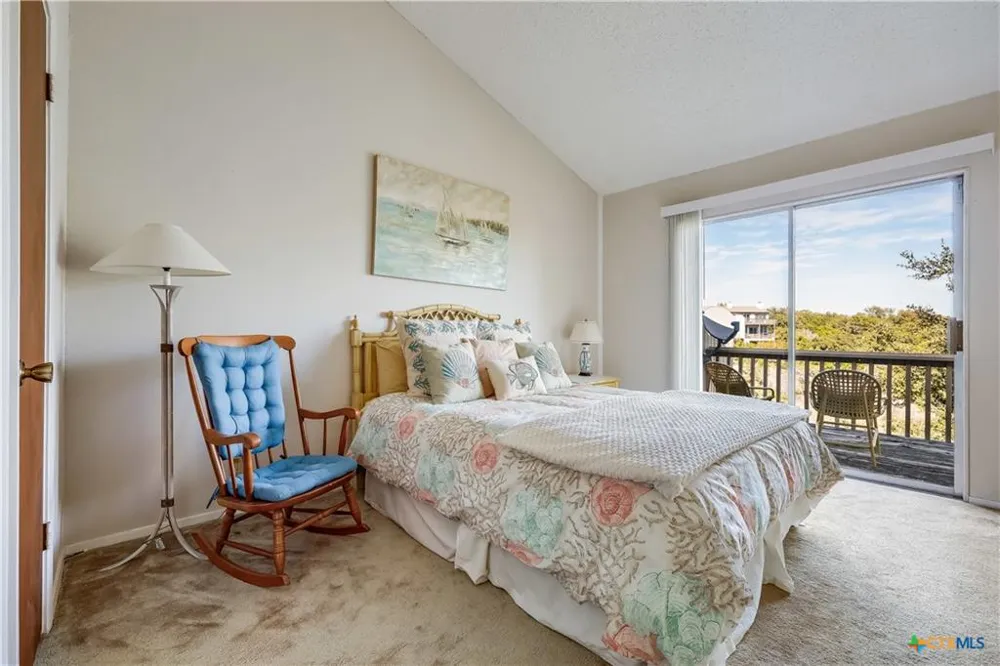133 Comanche Point Point Venture, TX 78645