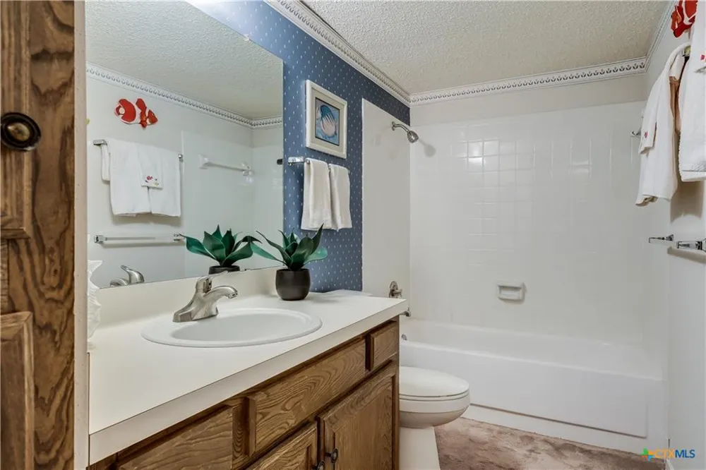 133 Comanche Point Point Venture, TX 78645