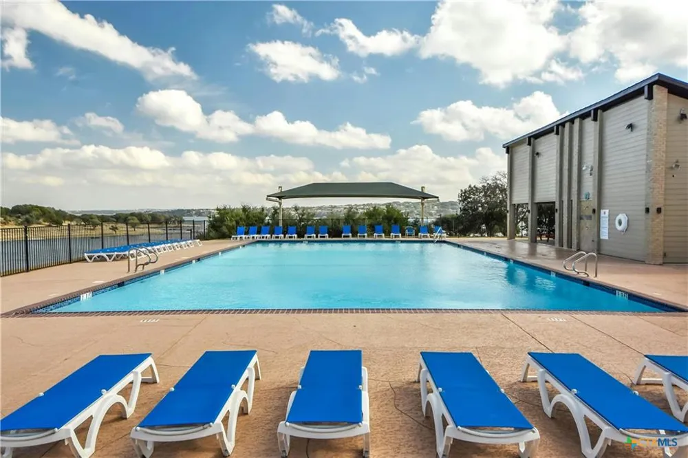 133 Comanche Point Point Venture, TX 78645