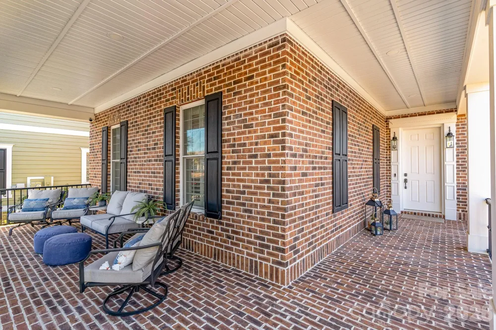 752 Crystal Water Way Myrtle Beach, SC 29579