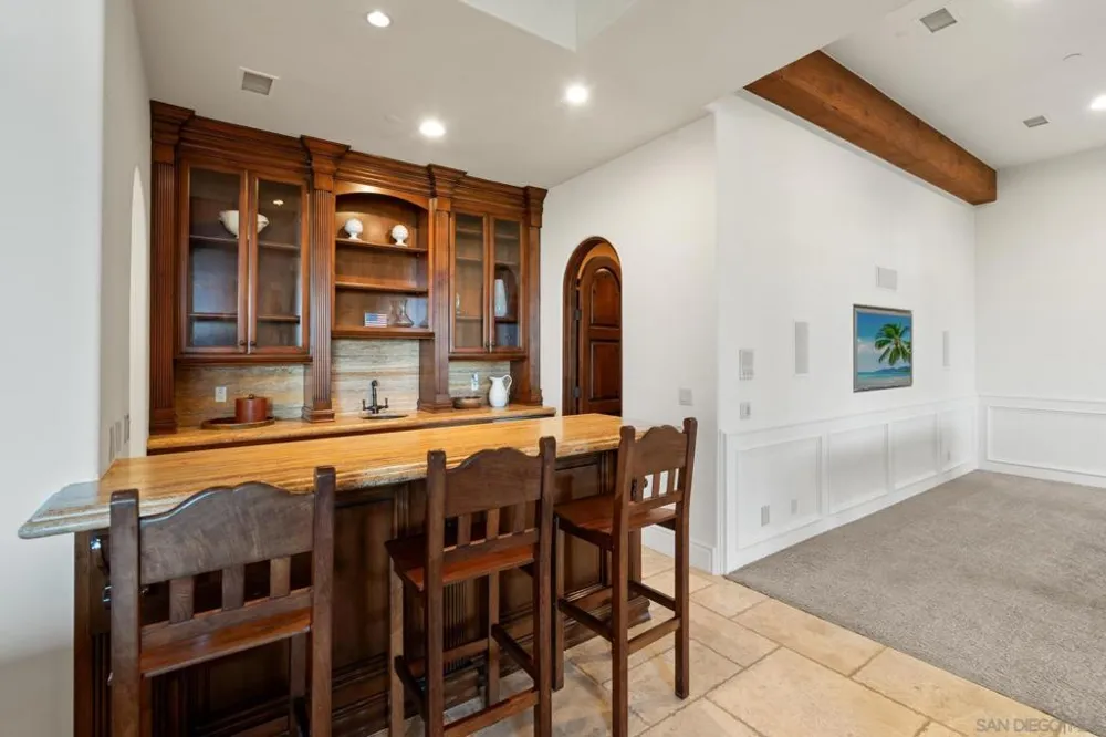 4690 Rancho Del Mar Trl San Diego, CA 92130