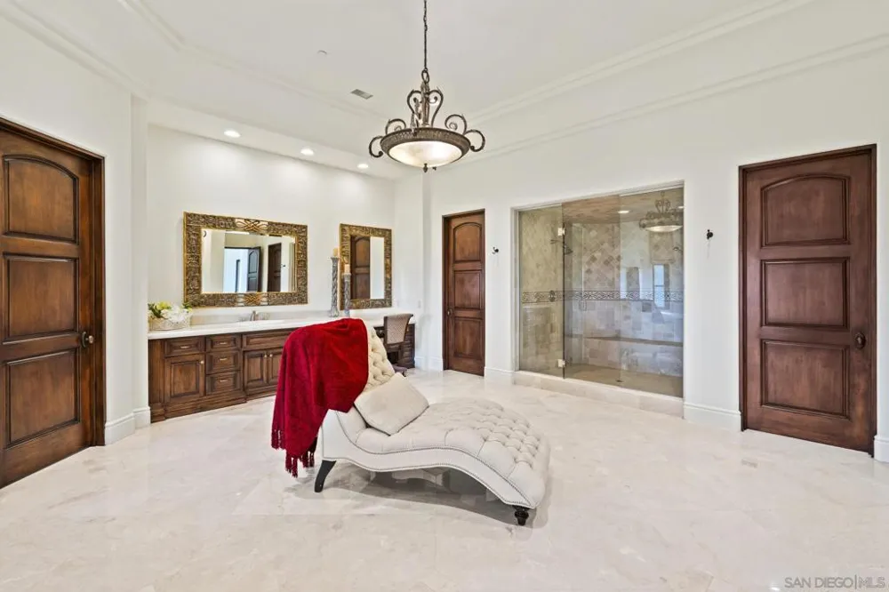 4690 Rancho Del Mar Trl San Diego, CA 92130
