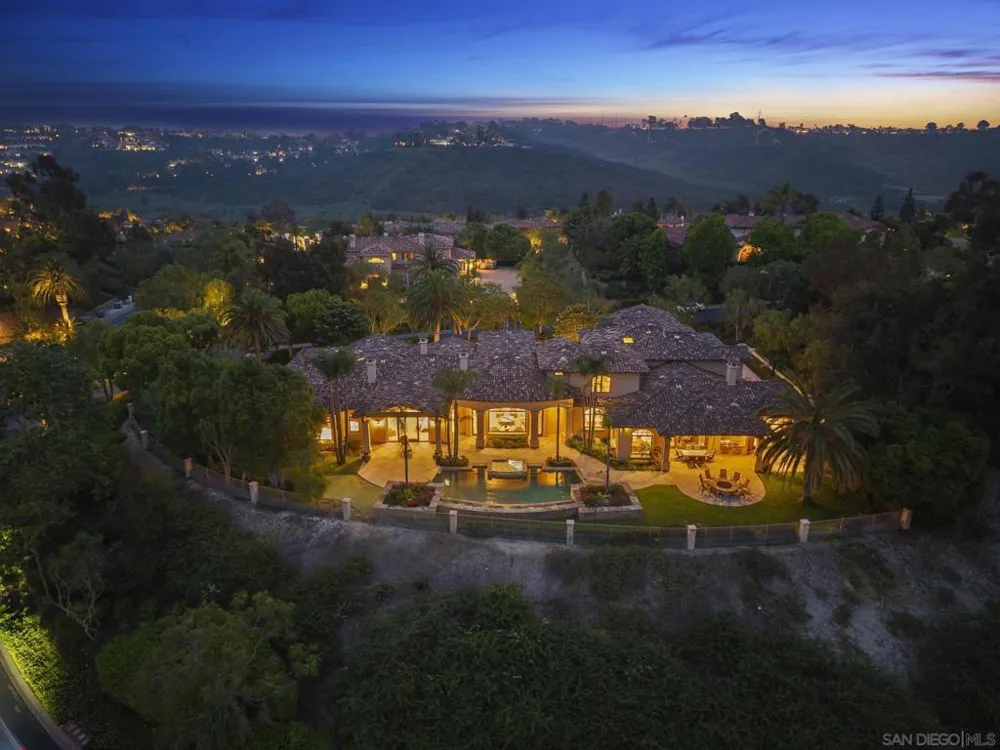 4690 Rancho Del Mar Trl San Diego, CA 92130