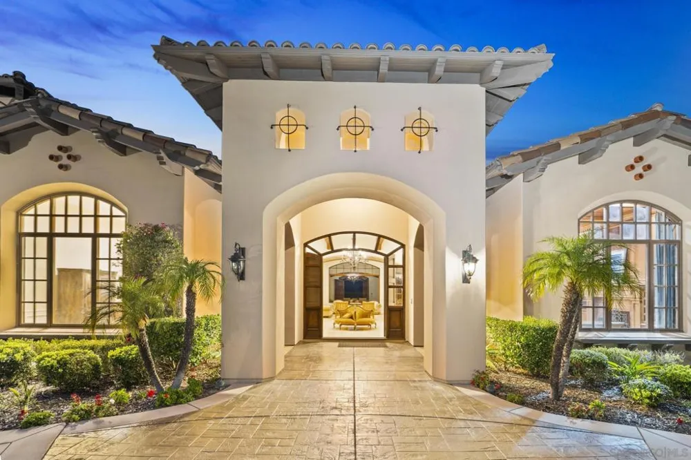 4690 Rancho Del Mar Trl San Diego, CA 92130