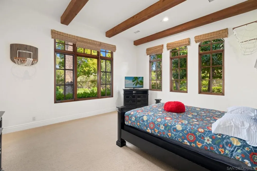 4690 Rancho Del Mar Trl San Diego, CA 92130