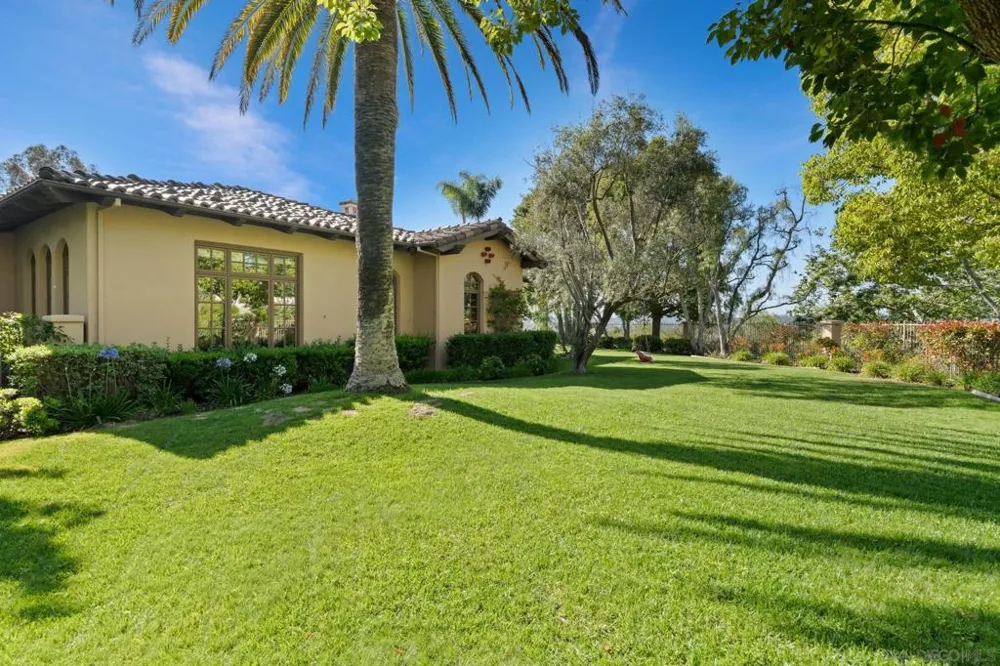 4690 Rancho Del Mar Trl San Diego, CA 92130