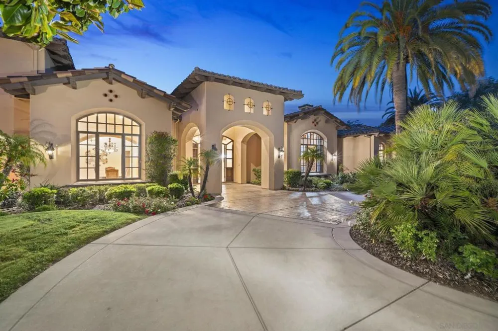4690 Rancho Del Mar Trl San Diego, CA 92130