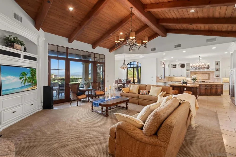 4690 Rancho Del Mar Trl San Diego, CA 92130