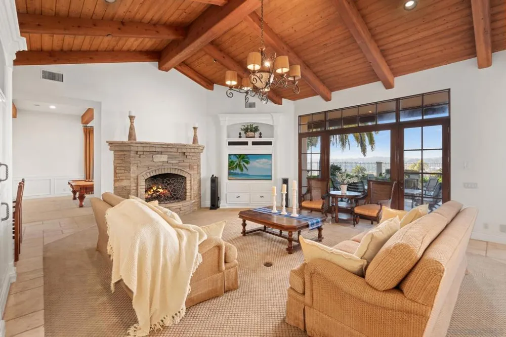 4690 Rancho Del Mar Trl San Diego, CA 92130