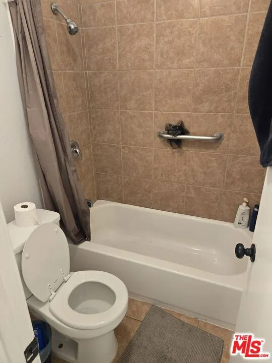 2417 S Budlong Avenue #U#1 R#2 Los Angeles, CA 90007