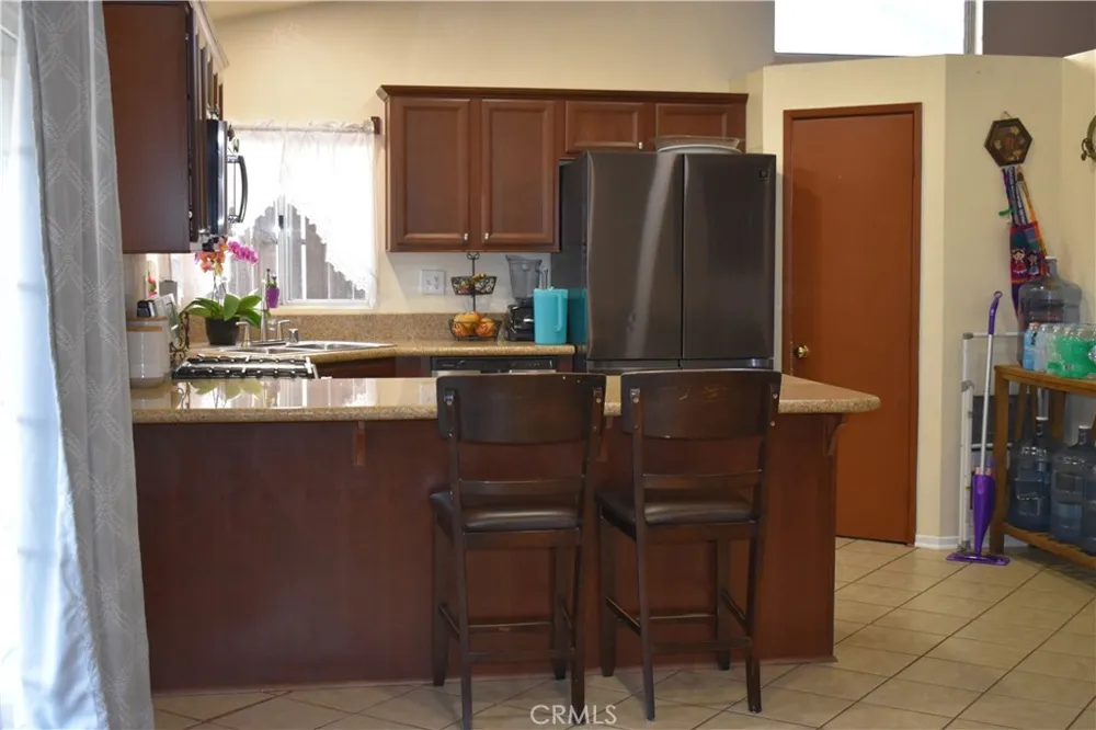 10552 Villa Adelanto, CA 92301