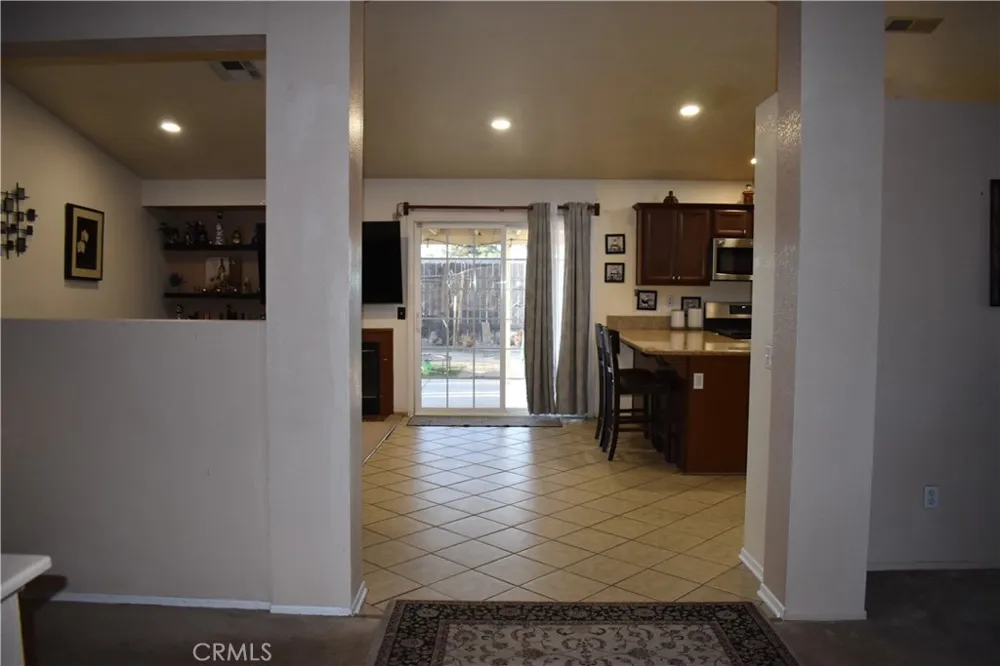 10552 Villa Adelanto, CA 92301