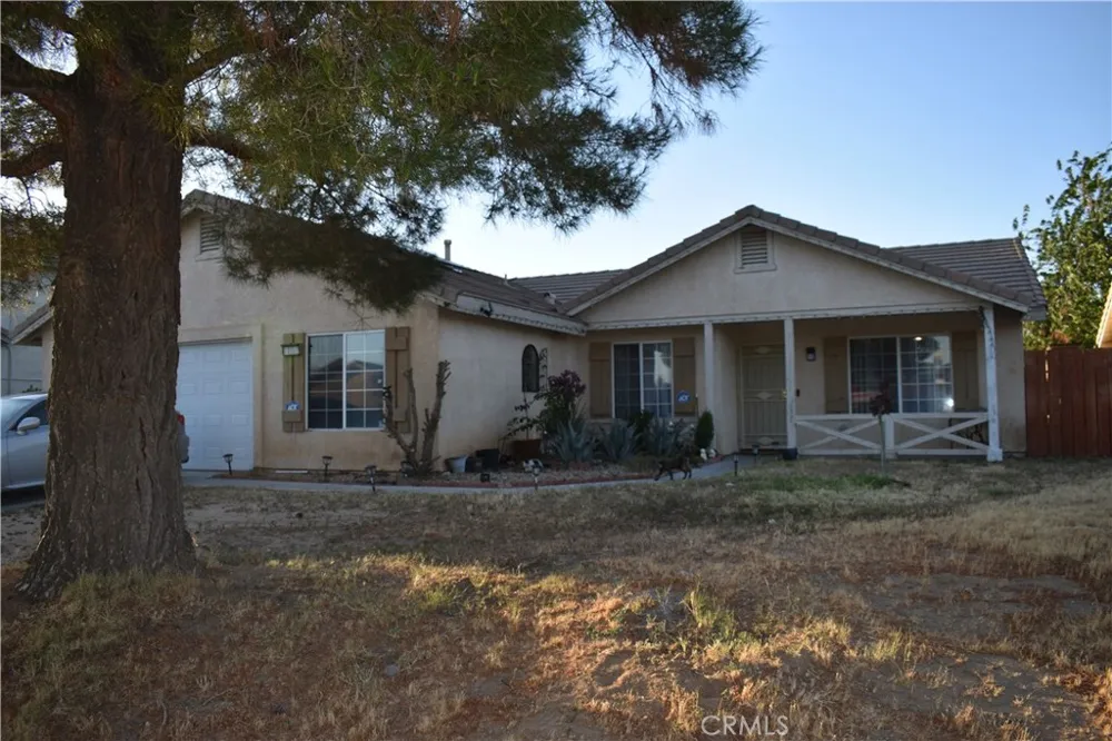 10552 Villa Adelanto, CA 92301